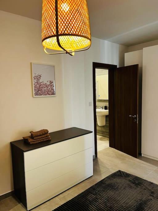 Sliema, Apt7, Stylish 2 Bedroom With Parking * Sliema
