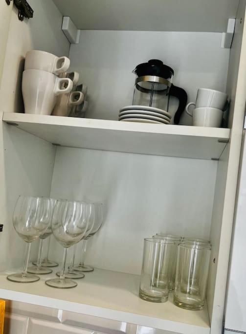 Apartment Sliema, Apt7, Stylish 2 Bedroom With Parking *