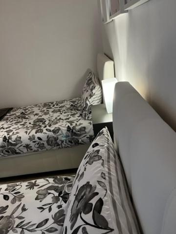 Apartment Sliema, Apt7, Stylish 2 Bedroom With Parking Sliema